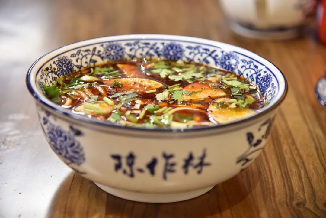 牛肉面加盟品牌为您揭秘兰州牛肉面拉不断的秘密！